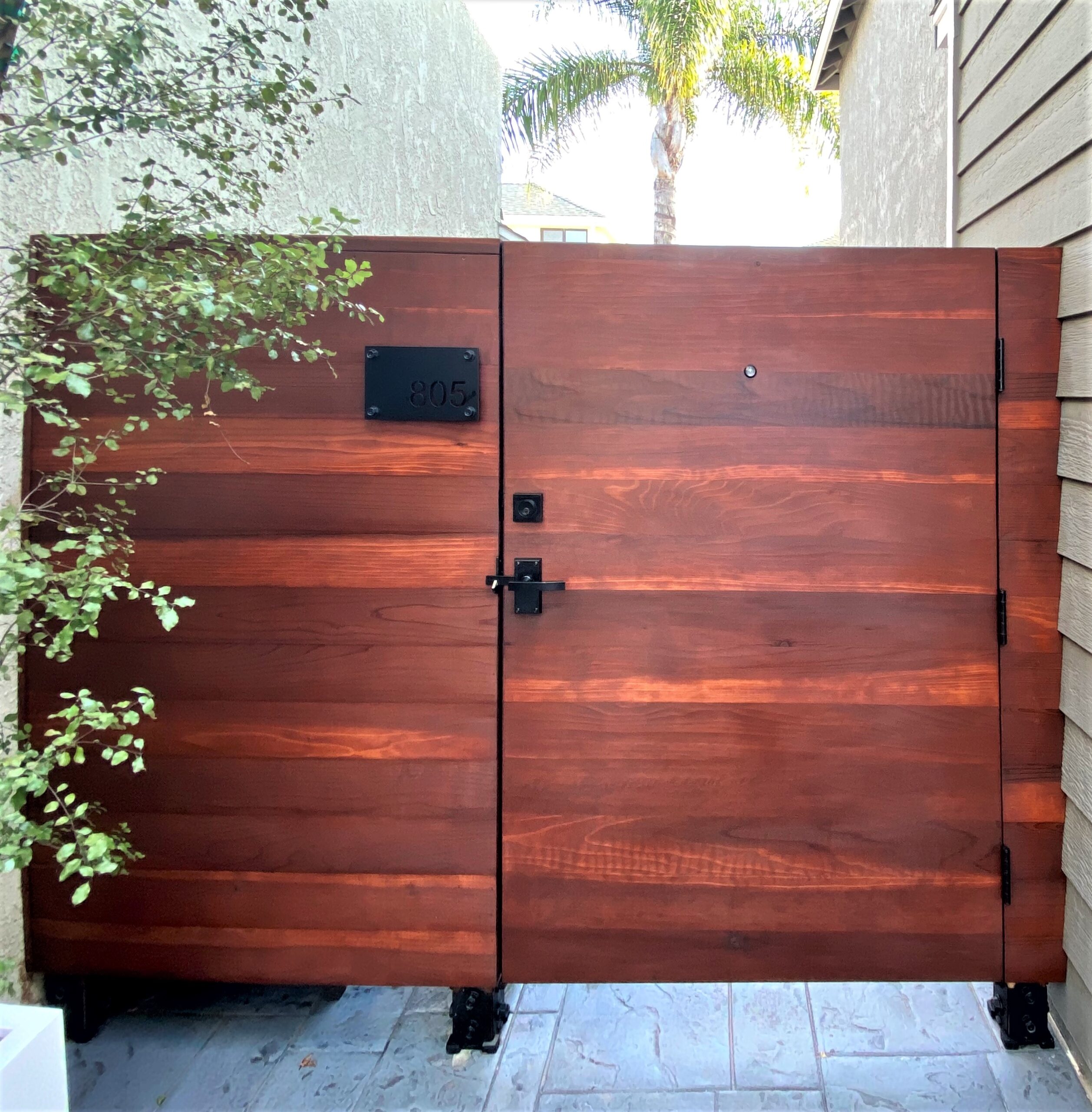 Contemporary Wood Gate with Nero Contemporary Gate Hardware and Square Modern Gate Lock