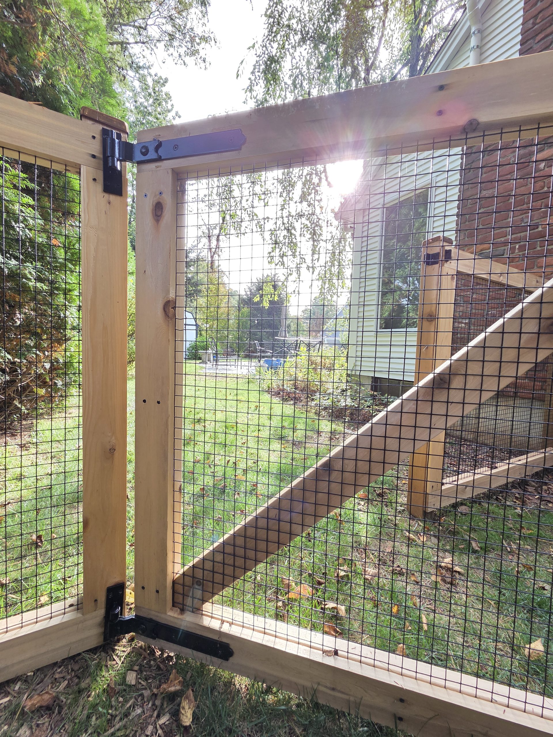 360 Yardware Open Gate with Galvanized Steel Strap Hinges in Satin Black